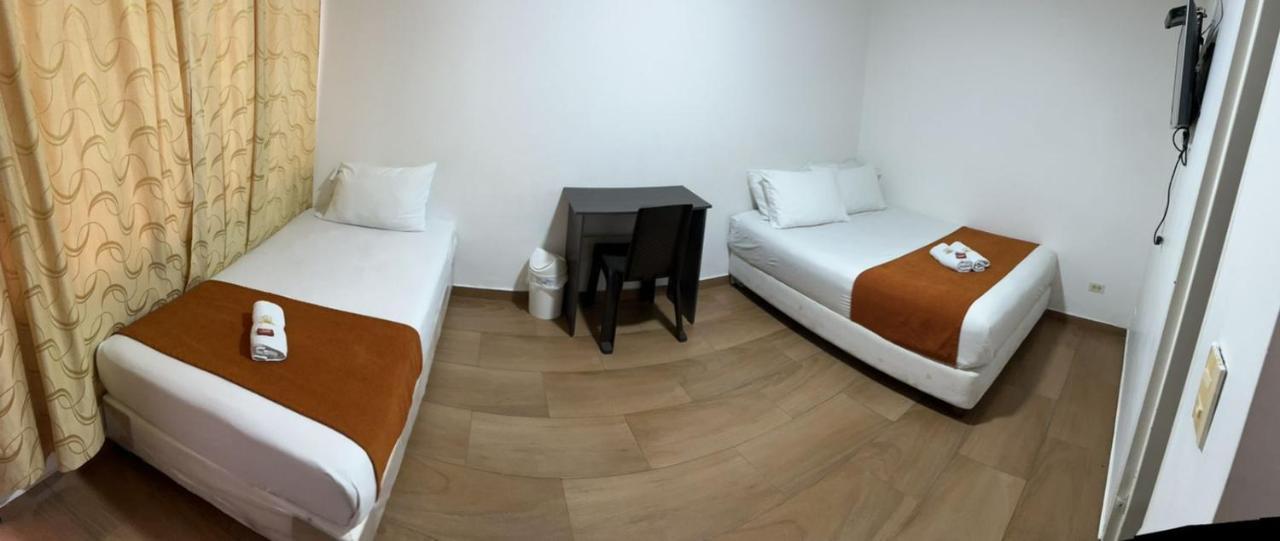 Hotel Embassy Star Bogotá Eksteriør billede